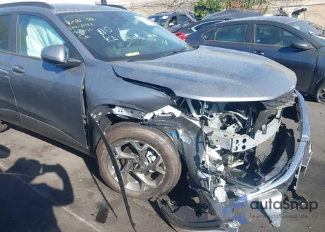 2025 Chevrolet Trax 1Lt из США, поврежденный, VIN KL77LHEP1SC036840